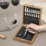 SET DE VINO CON JUEGO DE AJEDREZ "CHESSY" - Imagen 6